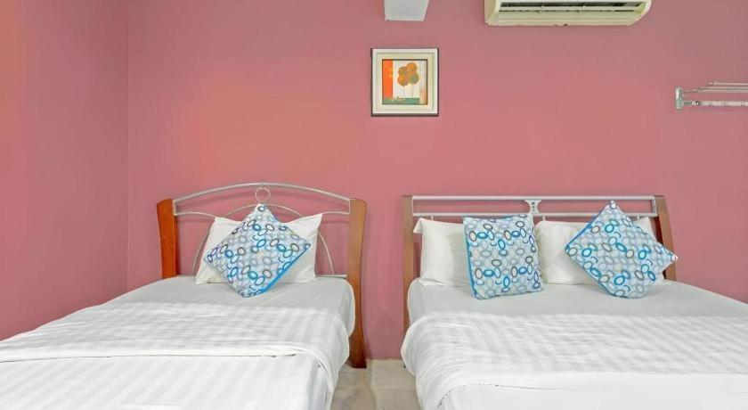 Oyo 89874 Gs Golden Star Hotel Seri Kembangan Exteriér fotografie